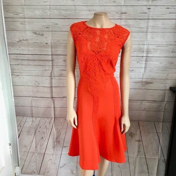 ❌SOLD❌ [Tadashi Shoji] Embroidered Neoprene Dress - Picture 3 of 8